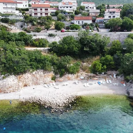 Grabrova Cove Apartment